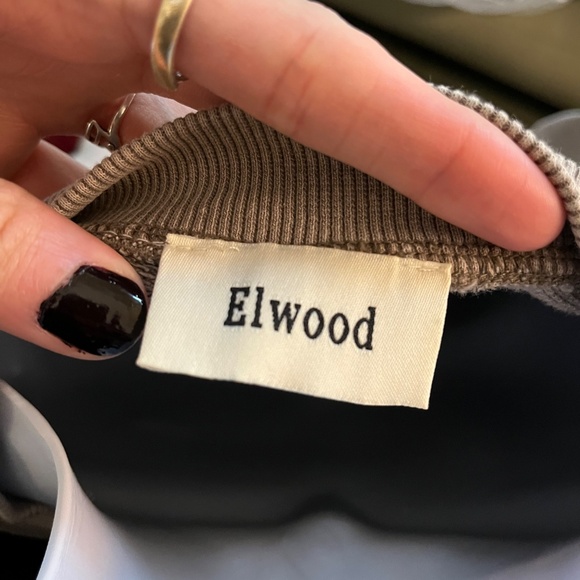 Elwood Sweater - Picture 2 of 2